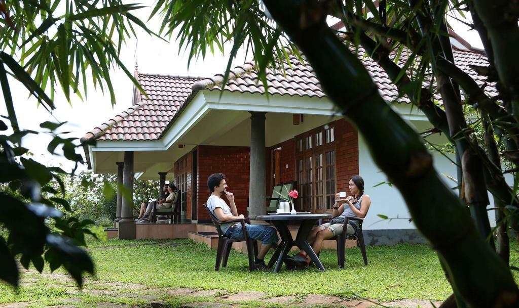 Arayal Resort-A Unit Of Sharoy Resort Tariyod Extérieur photo
