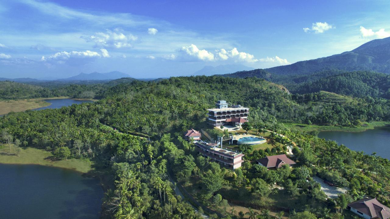 Arayal Resort-A Unit Of Sharoy Resort Tariyod Extérieur photo