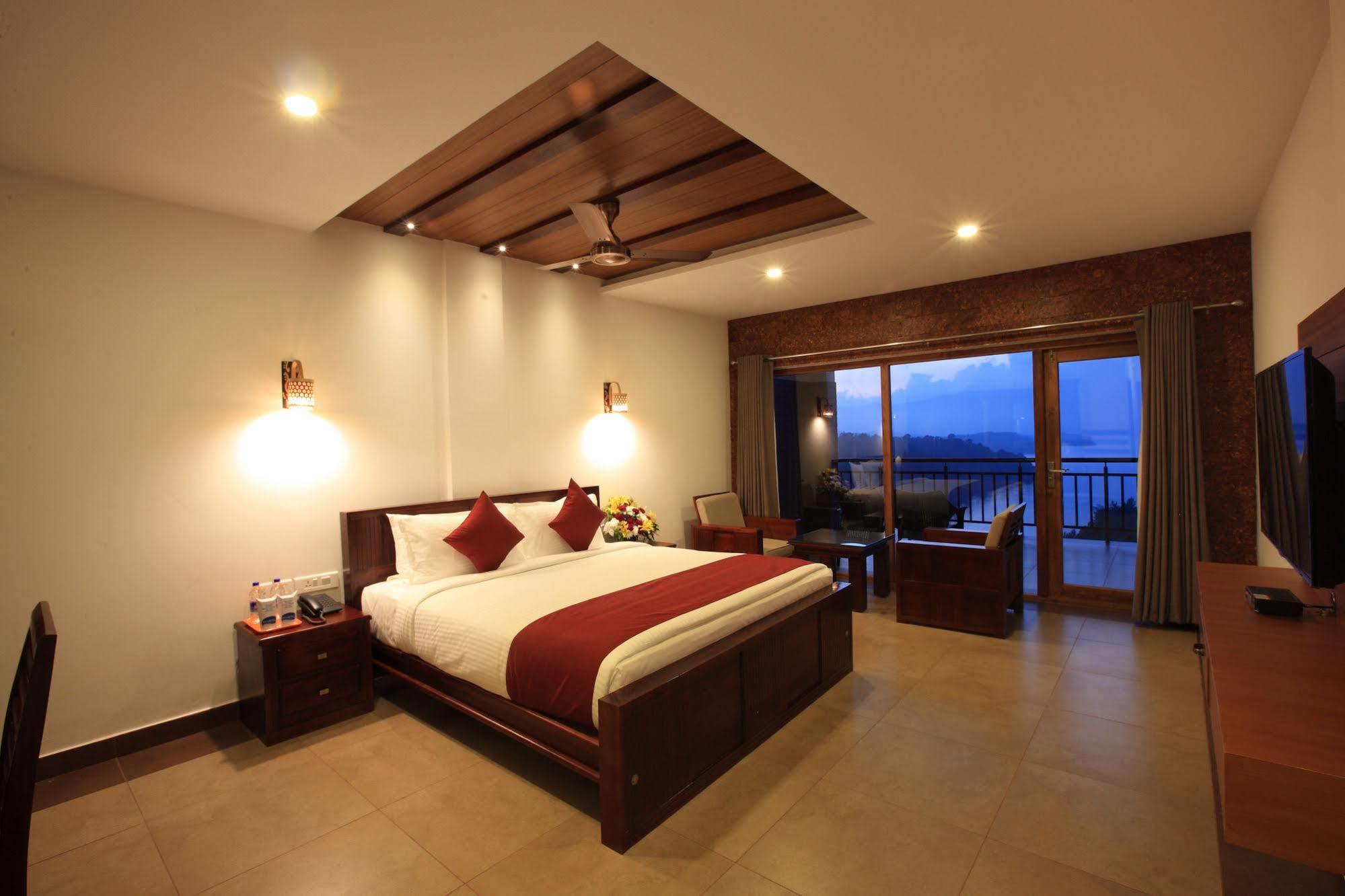 Arayal Resort-A Unit Of Sharoy Resort Tariyod Extérieur photo